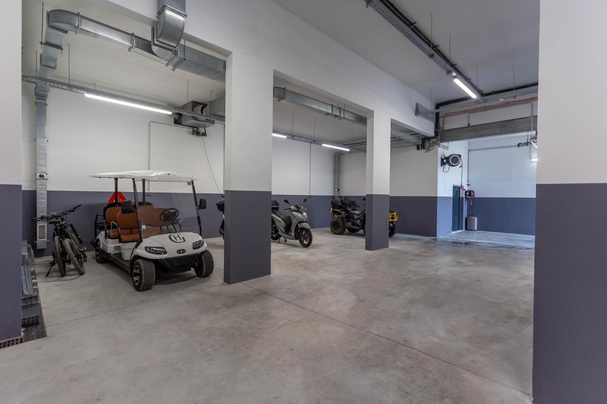 Grey House Apartman Bol Kültér fotó
