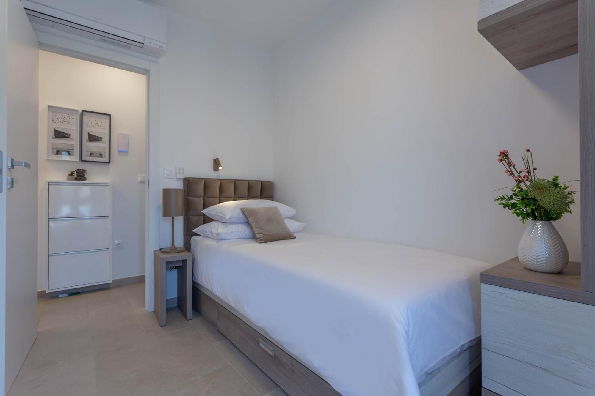 Grey House Apartman Bol Kültér fotó