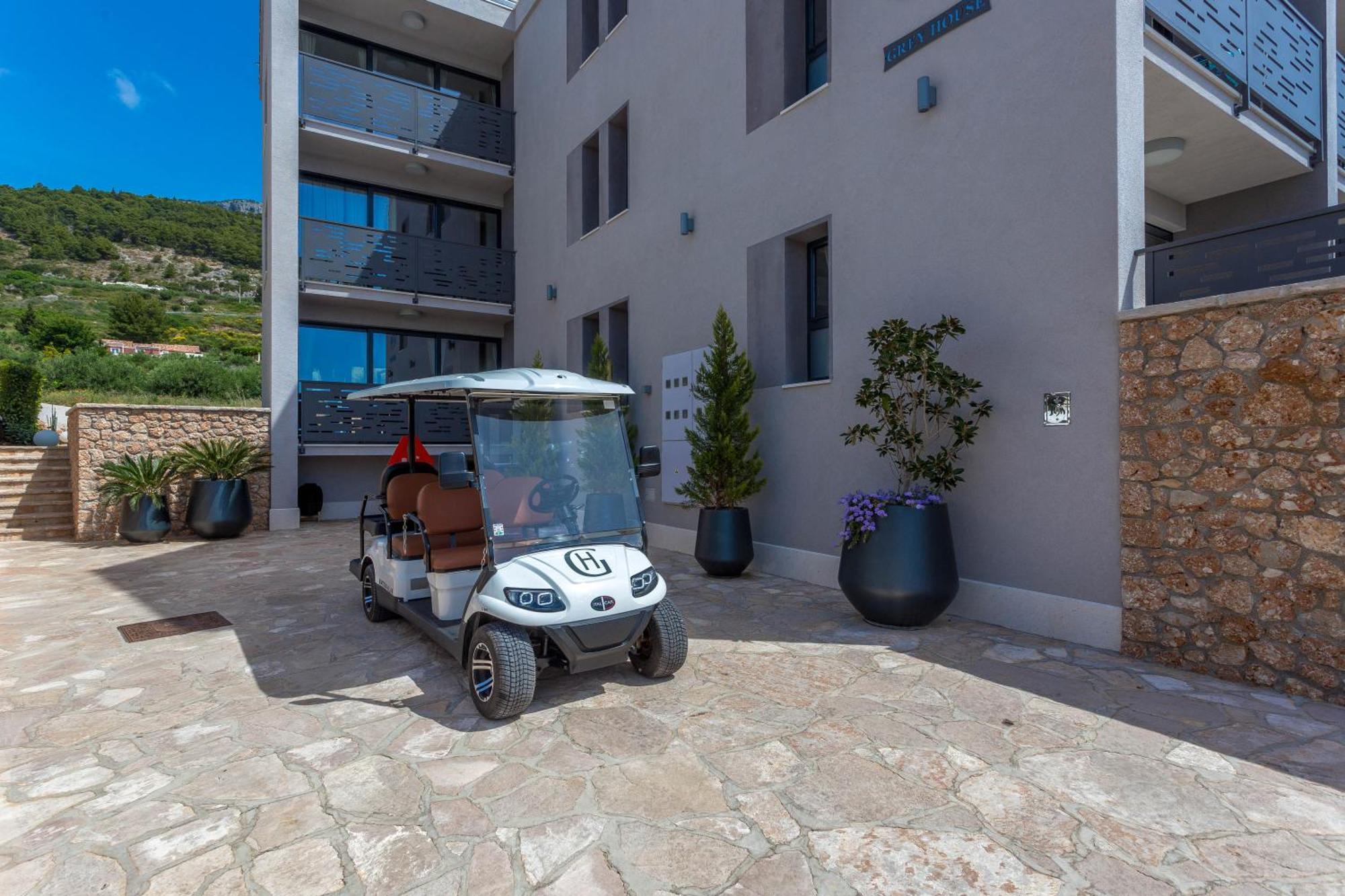 Grey House Apartman Bol Kültér fotó